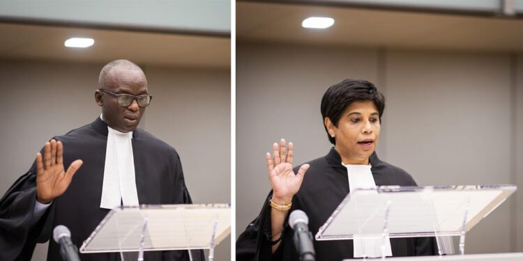 Mr Mame Mandiaye Niang and Ms Nazhat Shameem Khan taking their solemn oath as ICC Deputy Prosecutors © ICC-CPI